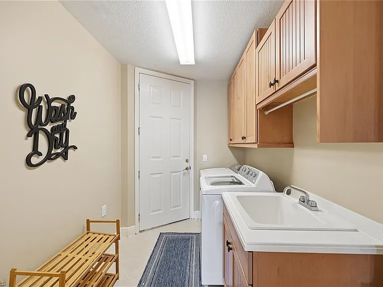 9243 Tesoro Ln #2 — Photo 22