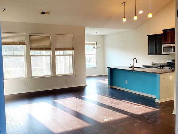 3rd image of 17 Kings Ct