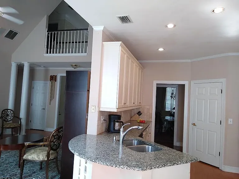 700 Noble Oak Dr — Photo 7