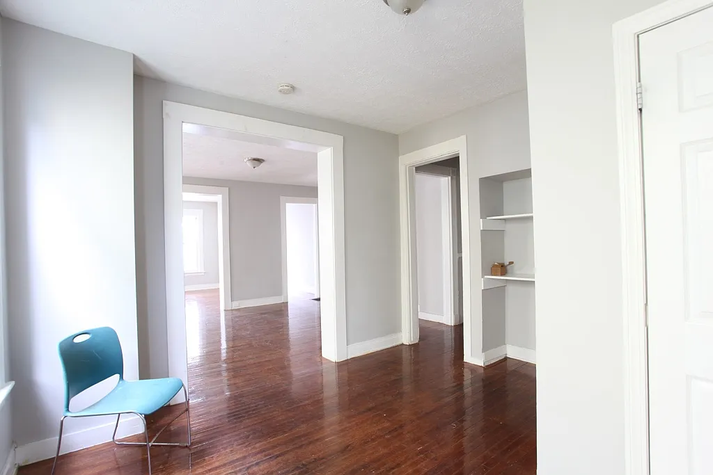 Building Photo - 34 Cassius St #36