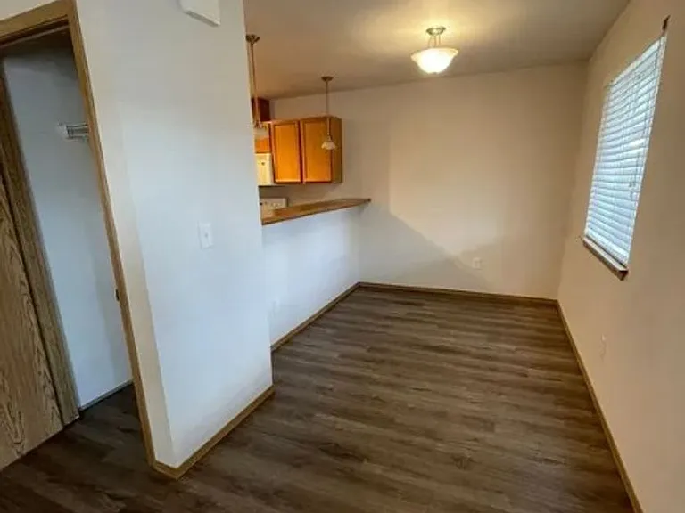 5756 Legoe Ave — Photo 6