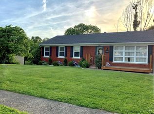 1687 Traveller Rd, Lexington, KY 40504
