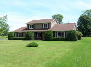6437 Albion Rd, Oakfield, NY 14125