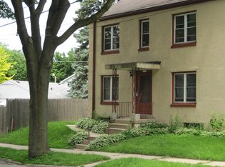 3220 S Illinois Ave, Milwaukee, WI 53207