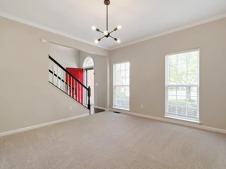 3215 Nolen Ln — Photo 6