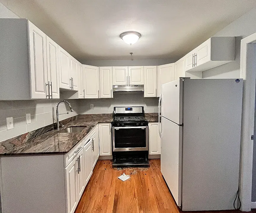 113 Ocean Ave #4C