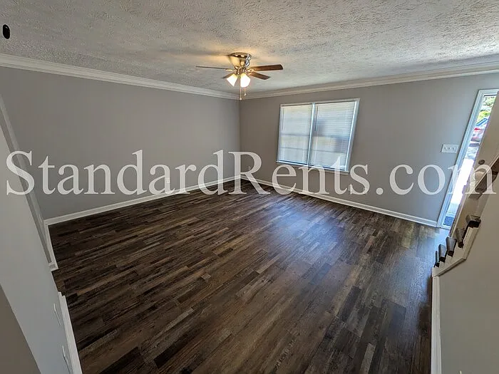 2 bed, 1.5 bath, $1,350 — Photo 3