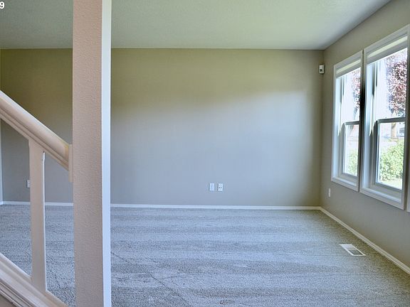 3rd image of 1506 NW 138th Cir