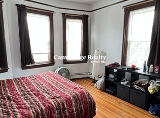 122 Columbia St #2T, Cambridge, MA 02139