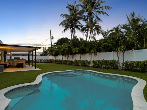 2862 NE 35th Court, Lighthouse Point, FL 33064