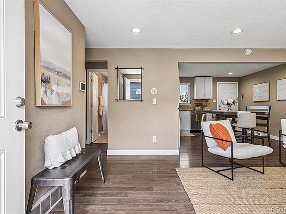 3rd image of 232 S Lowell Boulevard