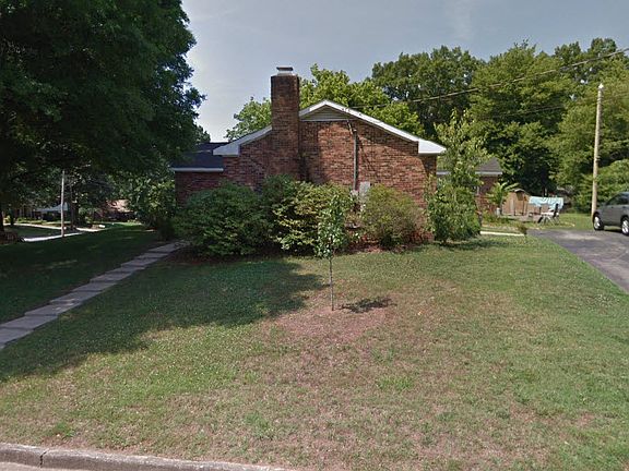 3rd image of 1018 Kensington Ave