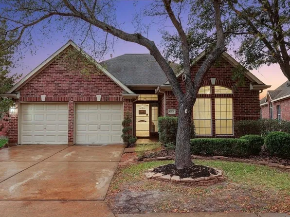 10531 Oleander Point Dr, Houston, TX 77095