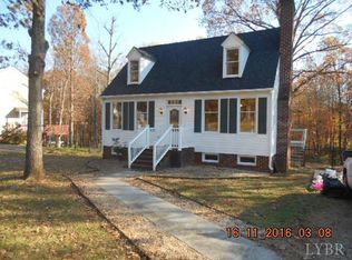 201 Shady Oak Dr, Madison Heights, VA 24572