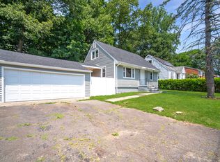 112 Pitt St, Bridgeport, CT 06606