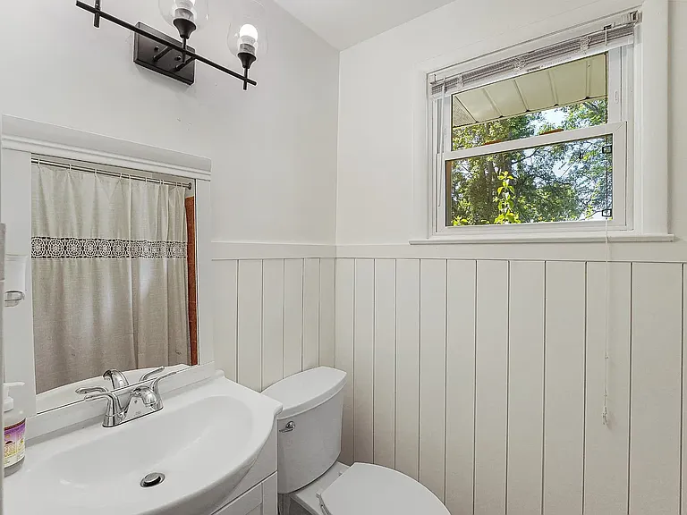 125 Haven St — Photo 13