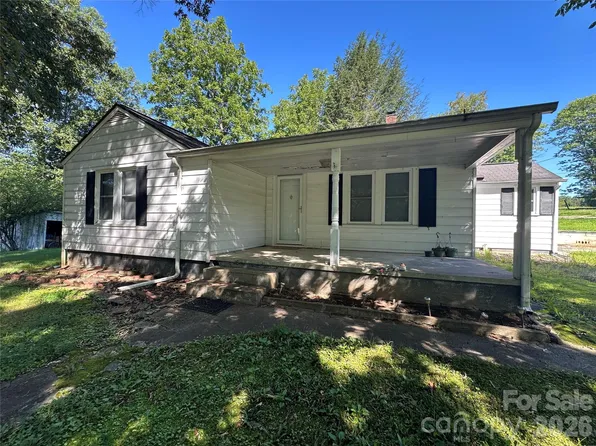 4694 South Bissell Ln #18, Boomer, NC 28606