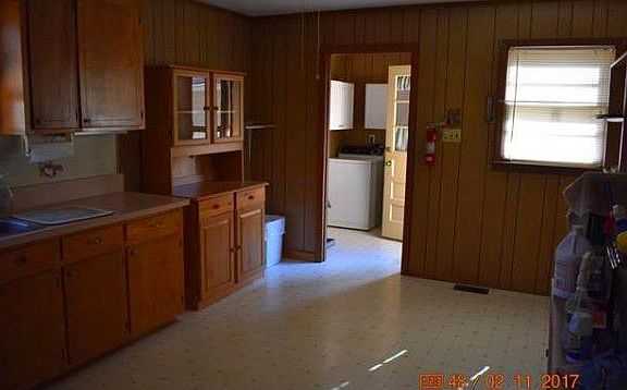 2nd image of 1680 W Lakewood Dr #1