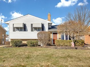 6298 Elmdale Rd, Brookpark, OH 44142