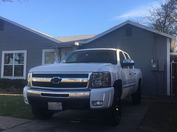 2nd image of 1501 Kenwood Dr