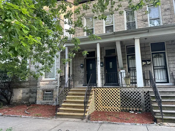 101 W 72nd St, Chicago, IL 60621