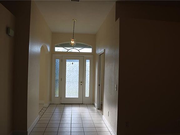 2nd image of 4543 Ashford Dr