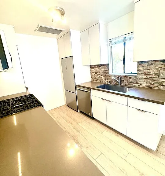 1237 N Ogden Dr #3 — Photo 6