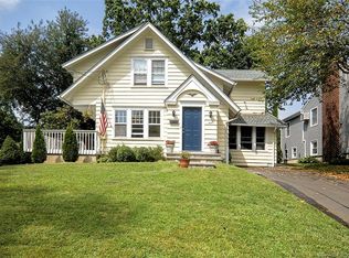 13 Highview Ave, Norwalk, CT 06851