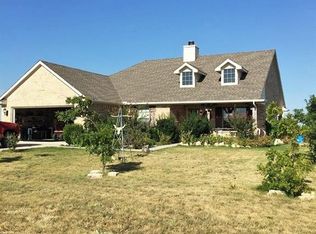 280 Mesa Ridge Dr, Decatur, TX 76234