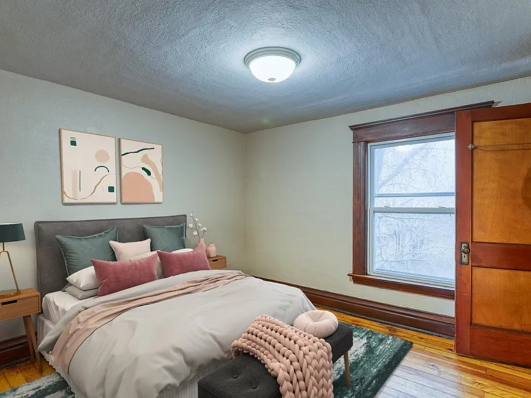 1028 N Cedar St — Photo 8