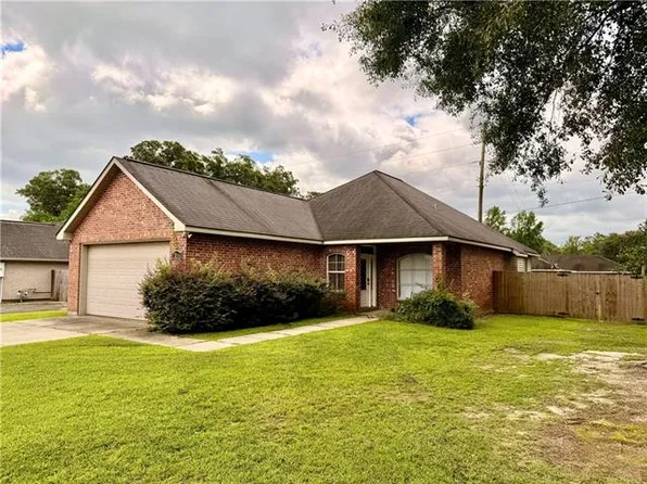 13284 Magnolia Xing, Hammond, LA 70401