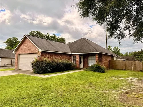 13284 Magnolia Xing Photo 1