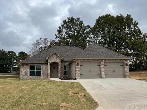 1909 N 26th St, Paragould, AR 72450