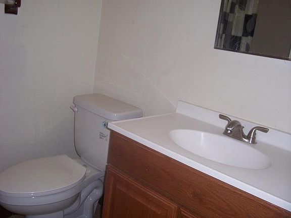 5th image of 117 SE 14th Ave