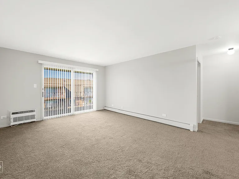 Woodland Court Apartments — Photo 18