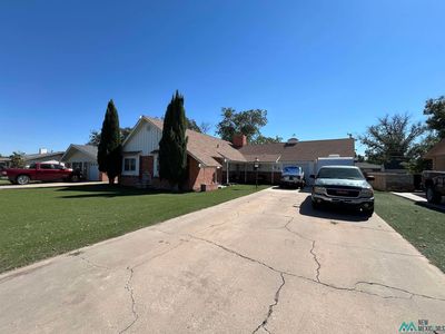 323 W Blanco Dr, Hobbs, NM, 88240
