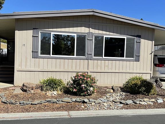 2nd image of 17 Walnut Dr #17