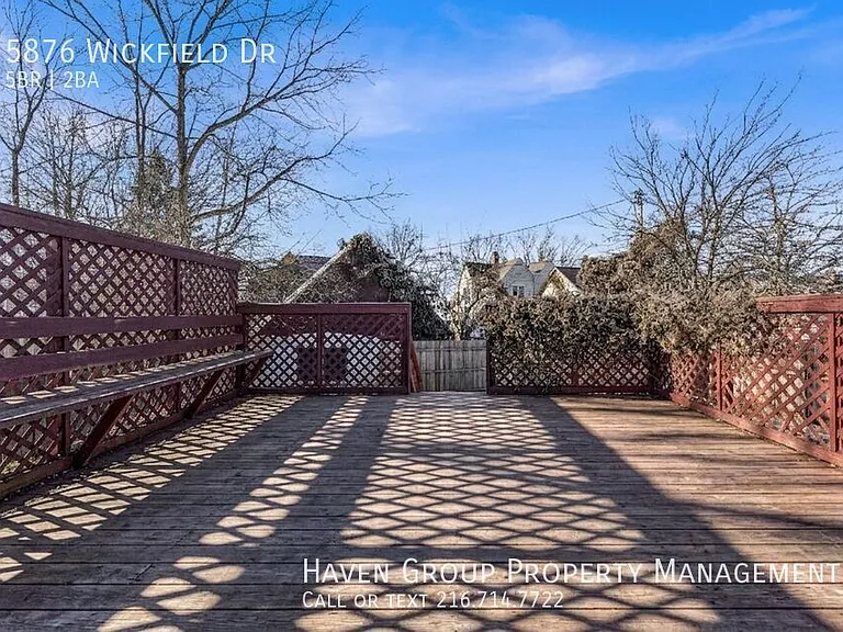 5876 Wickfield Dr — Photo 26