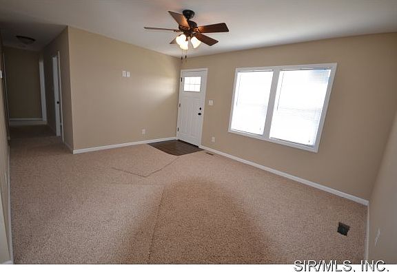 3rd image of 2421 Wilson Ave