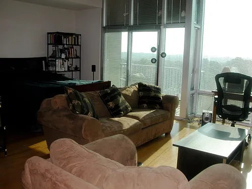 923 Peachtree St NE Photo 1
