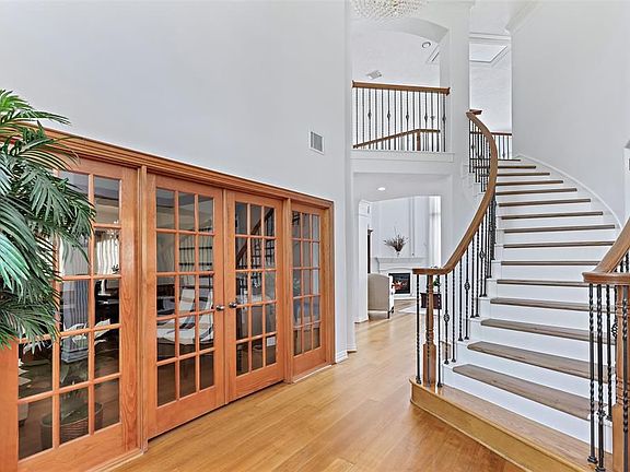 4th image of 3318 Underwood St