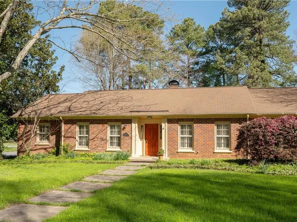 618 Kimberly Dr, Greensboro, NC 27408