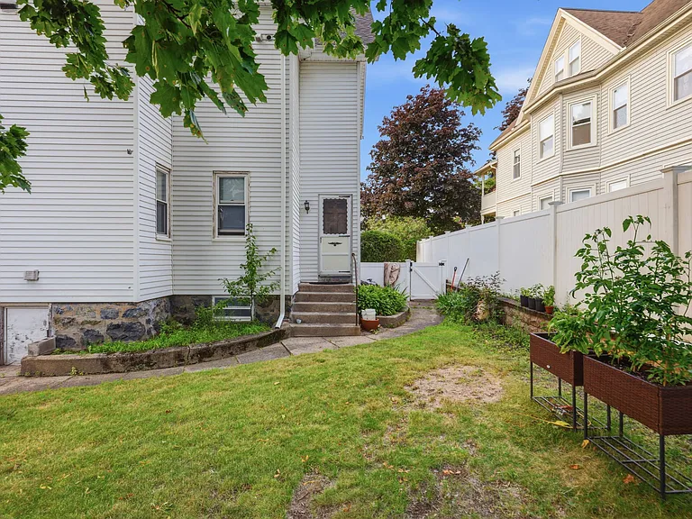 7 Park Ave #7 — Photo 36
