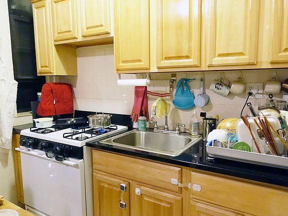 4th image of 43-30 46th St #4N