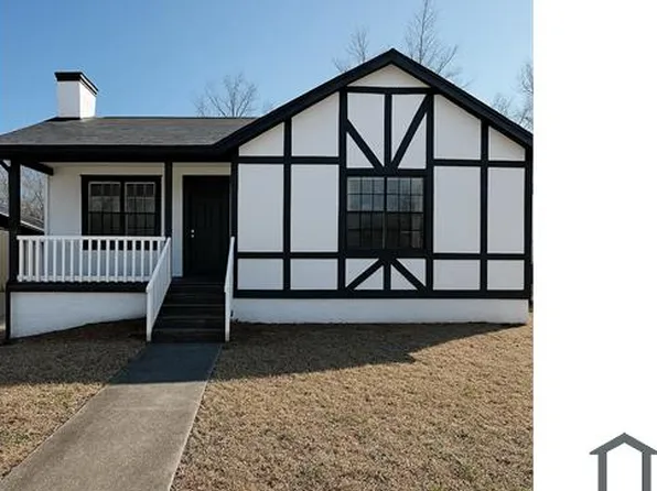 1105 Mainstreet Valley Dr, Stone Mountain, GA 30088