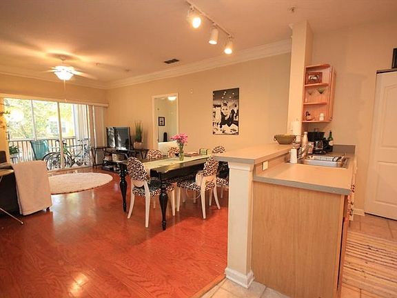 4th image of 4207 S Dale Mabry Hwy Unit 10205