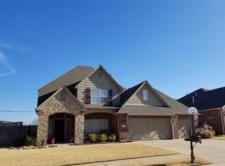 1103 S Yellowood Pl W, Broken Arrow, OK 74012