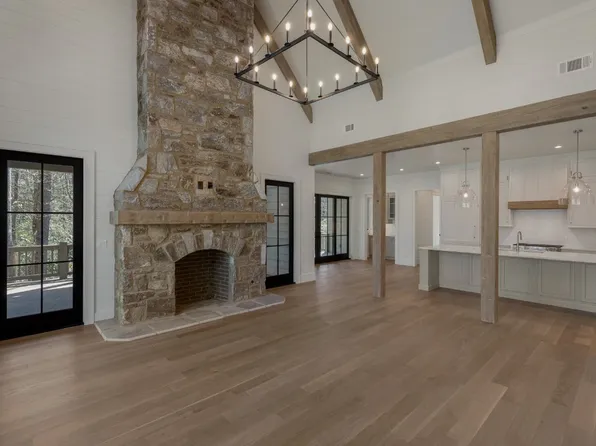 419 Thunder Creek Lane, Cashiers, NC 28717