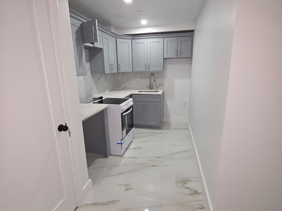 1st image of 14618 Liberty Ave #2