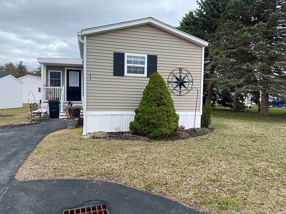 4th image of 104 WHIPPOORWILL Street